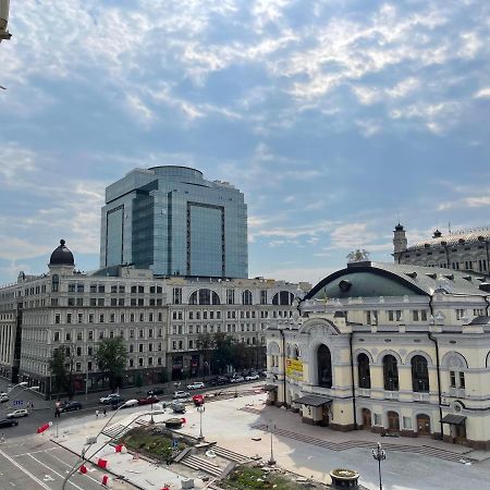 Amazing Opera View Daire Kiev Dış mekan fotoğraf