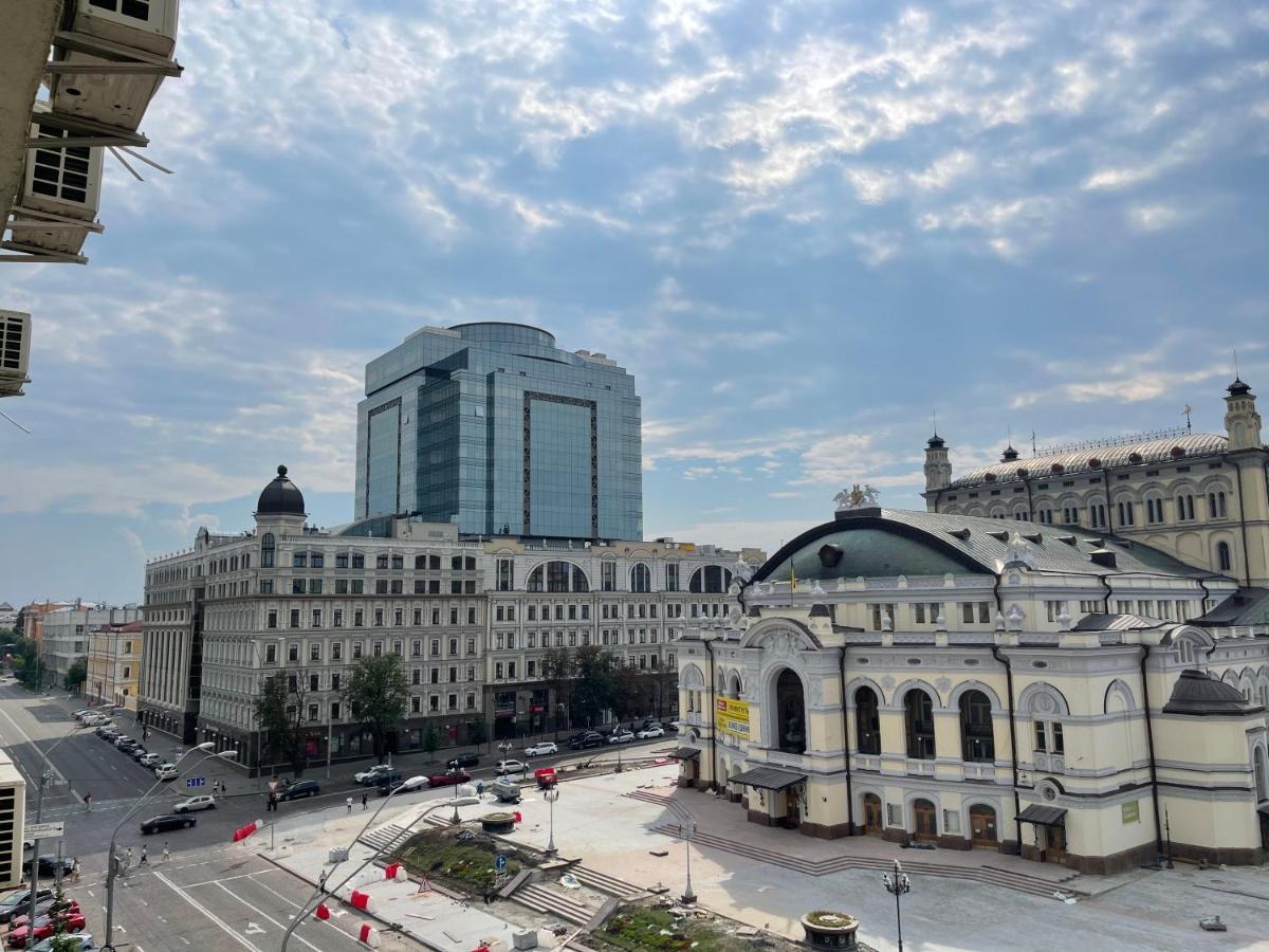 Amazing Opera View Daire Kiev Dış mekan fotoğraf